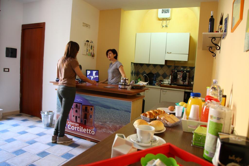 Case Albergo Al Cortiletto ลิกาตา ภายนอก รูปภาพ